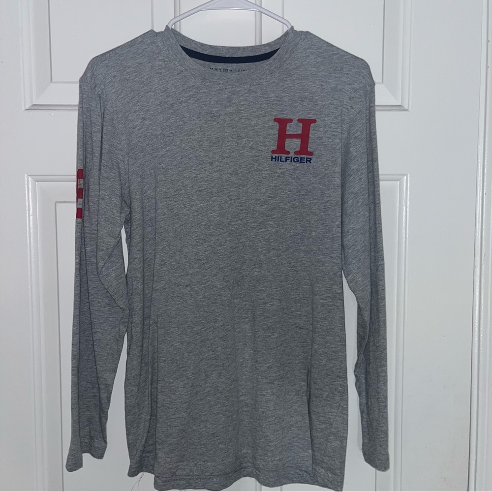 Young men’s long sleeve